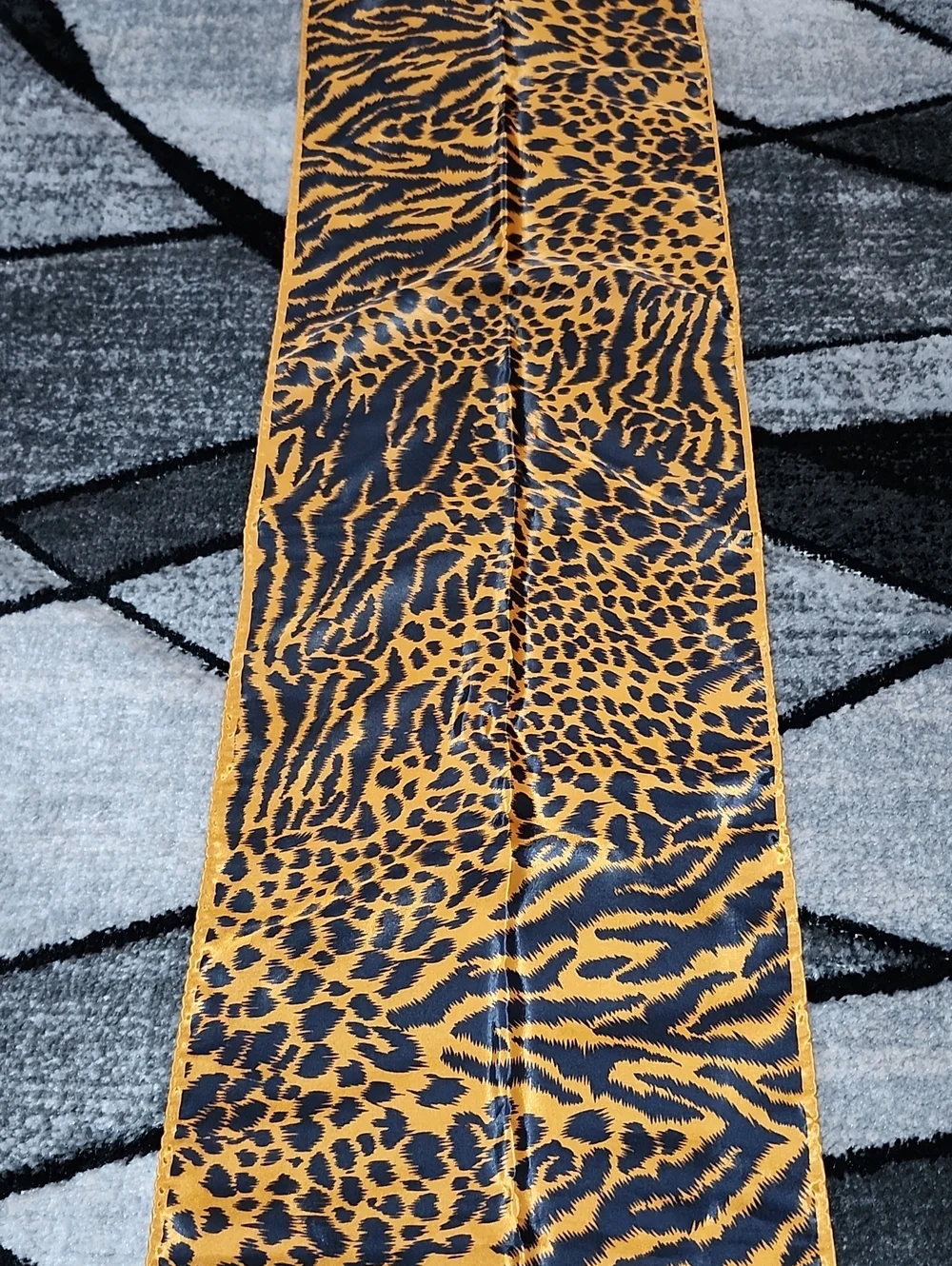 Source Unknown vintage tiger